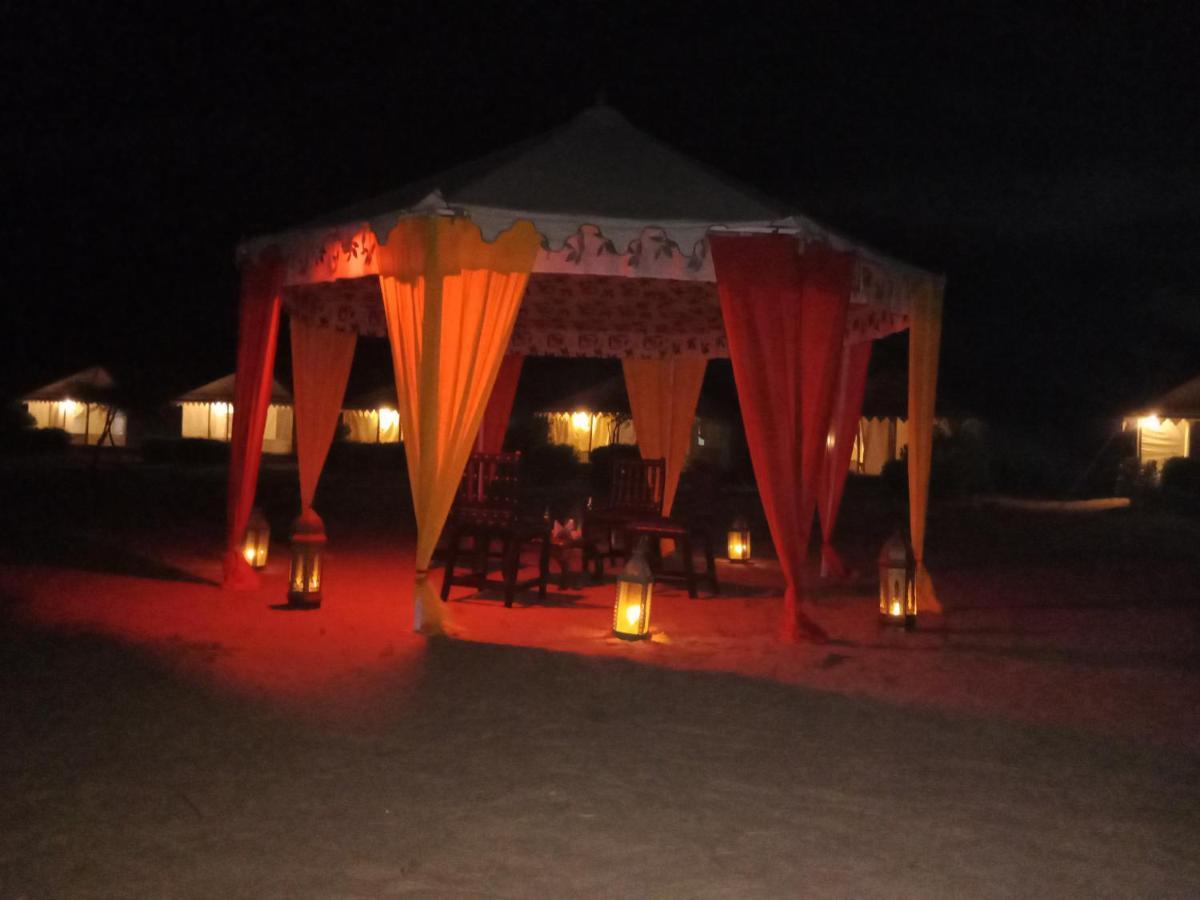 Sunny Desert Camp Kūri Dış mekan fotoğraf