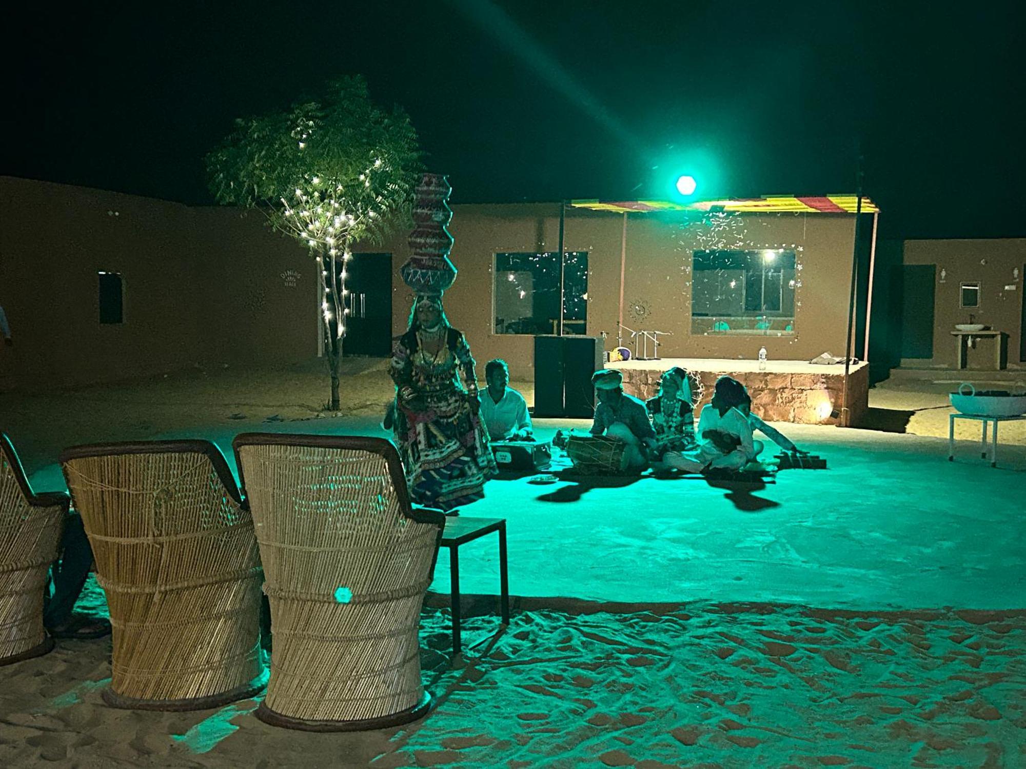 Sunny Desert Camp Kūri Dış mekan fotoğraf