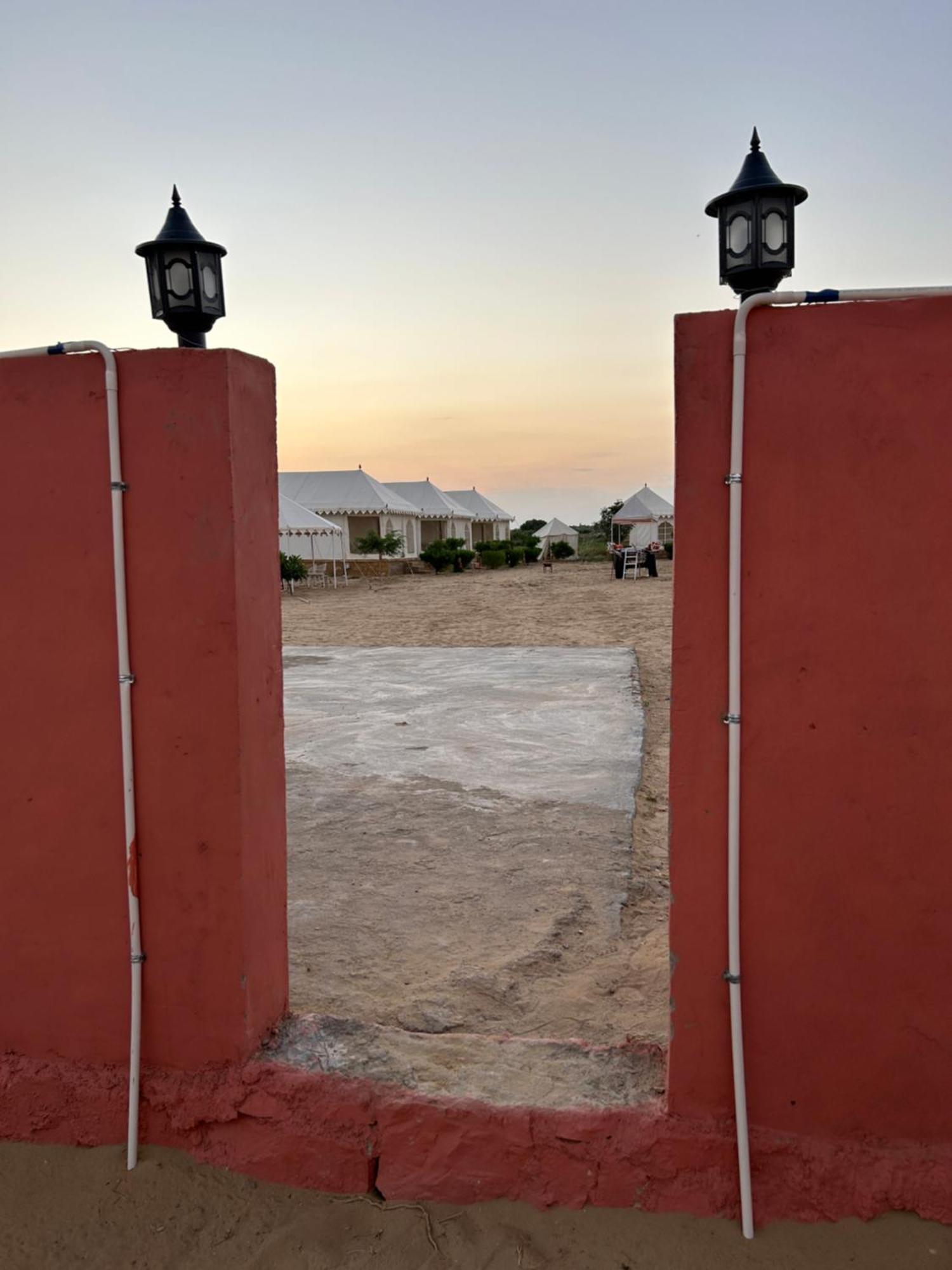 Sunny Desert Camp Kūri Dış mekan fotoğraf