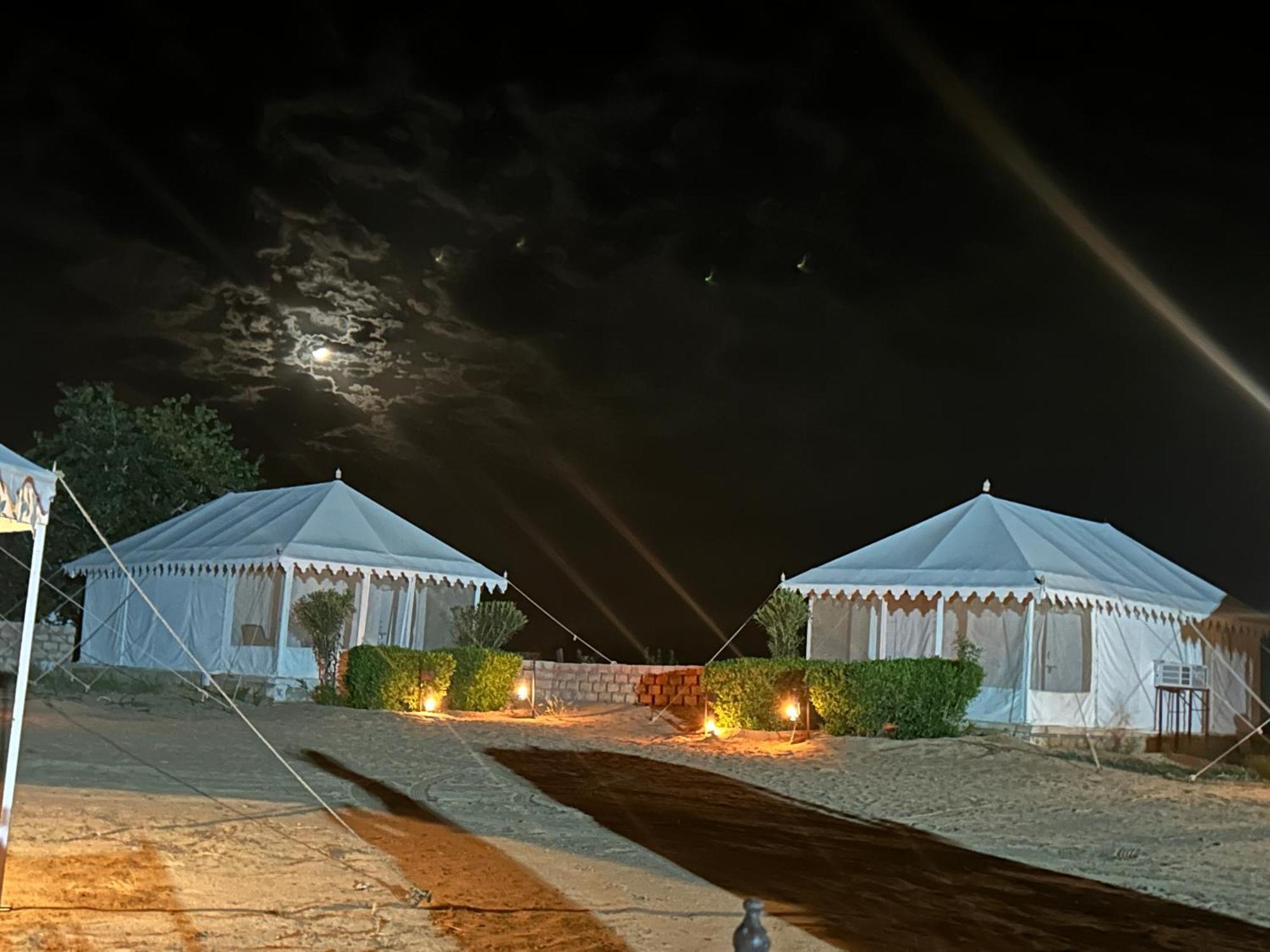 Sunny Desert Camp Kūri Dış mekan fotoğraf